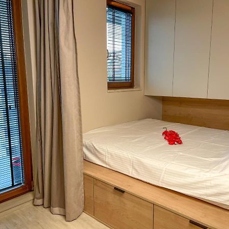 Comfortable 1-Room Apartment Close To The Center Varsovia Exterior foto